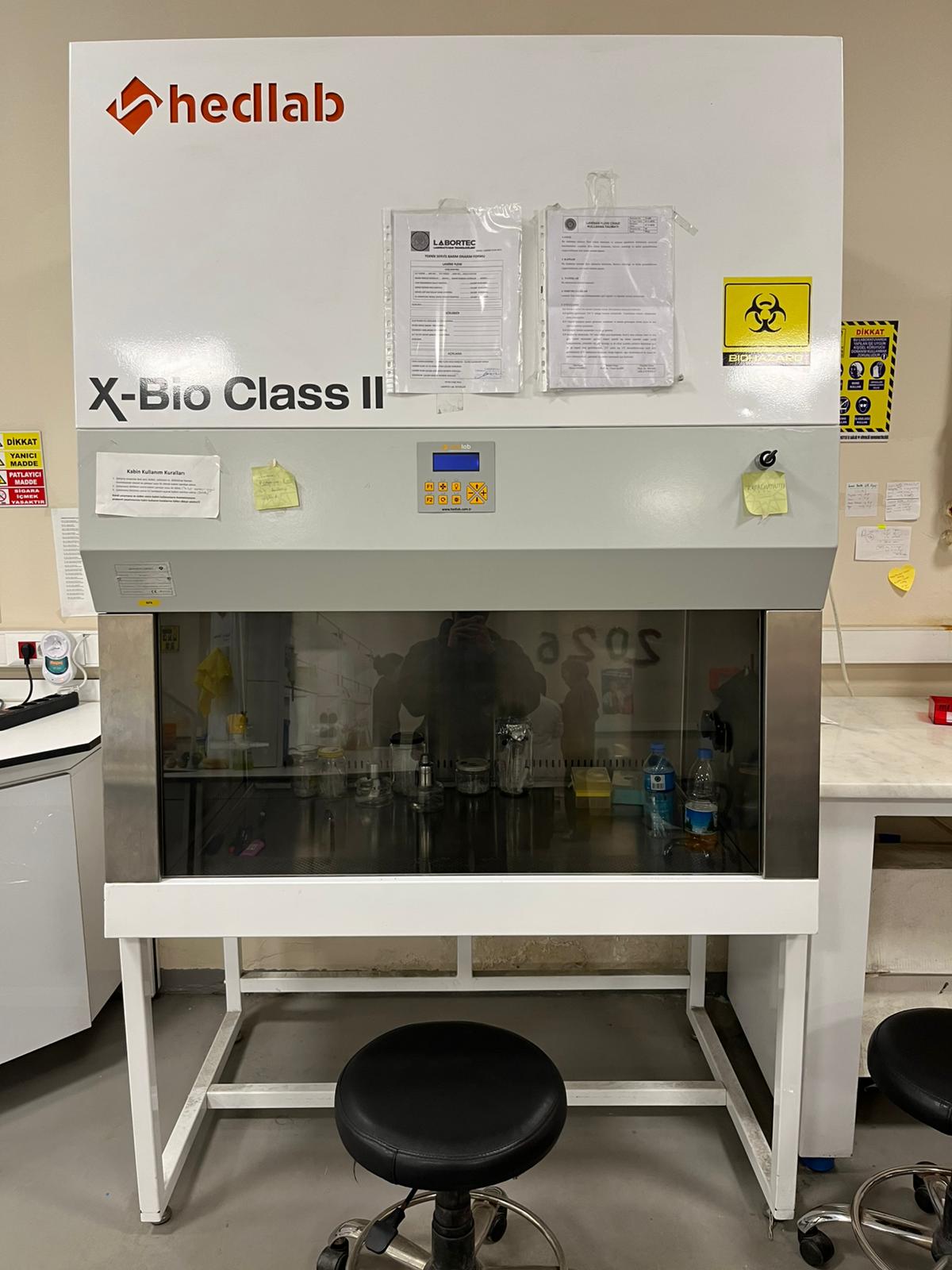 Biyogüvenlik Kabini Class II-Fotoğraf